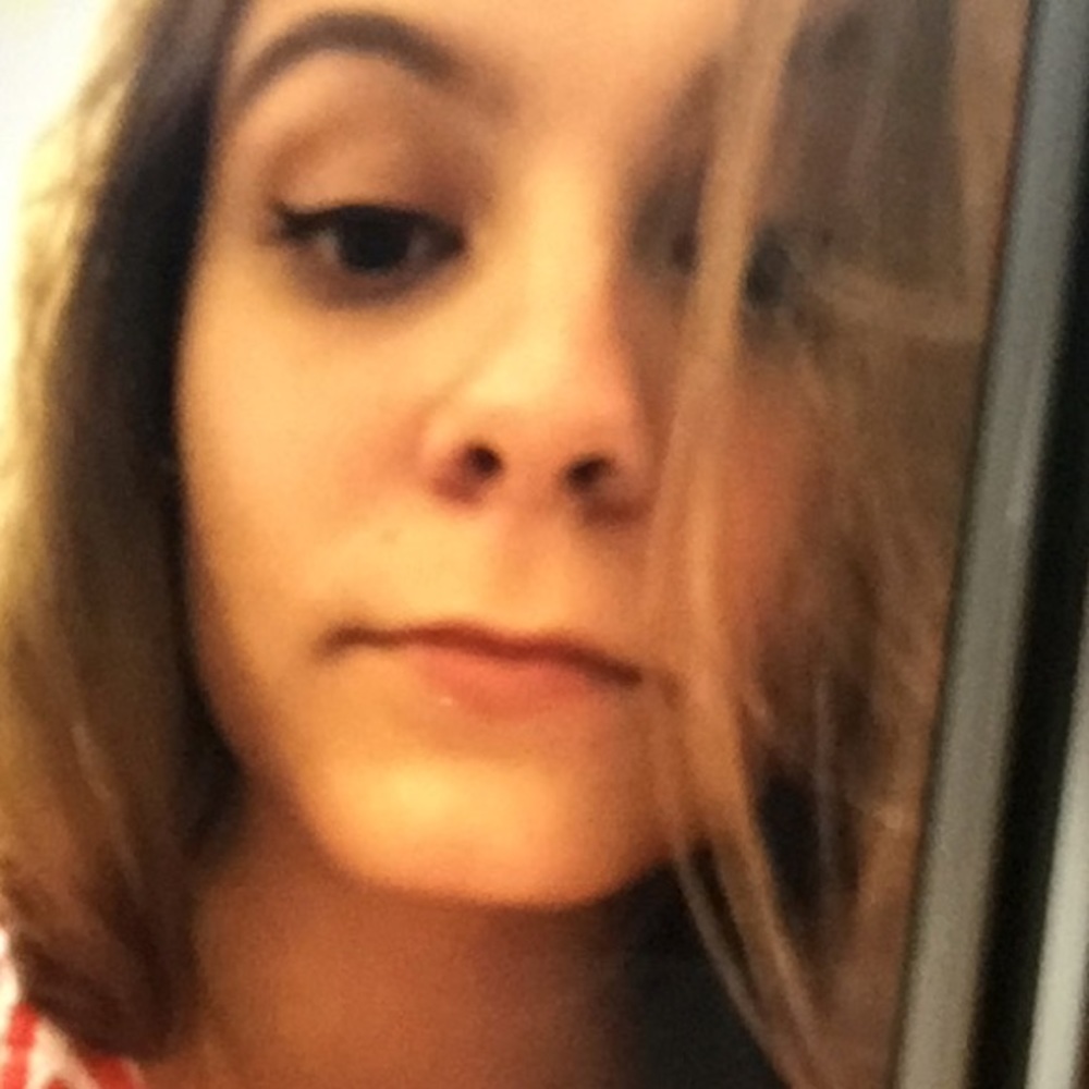 Meet your Posher, Madelyn